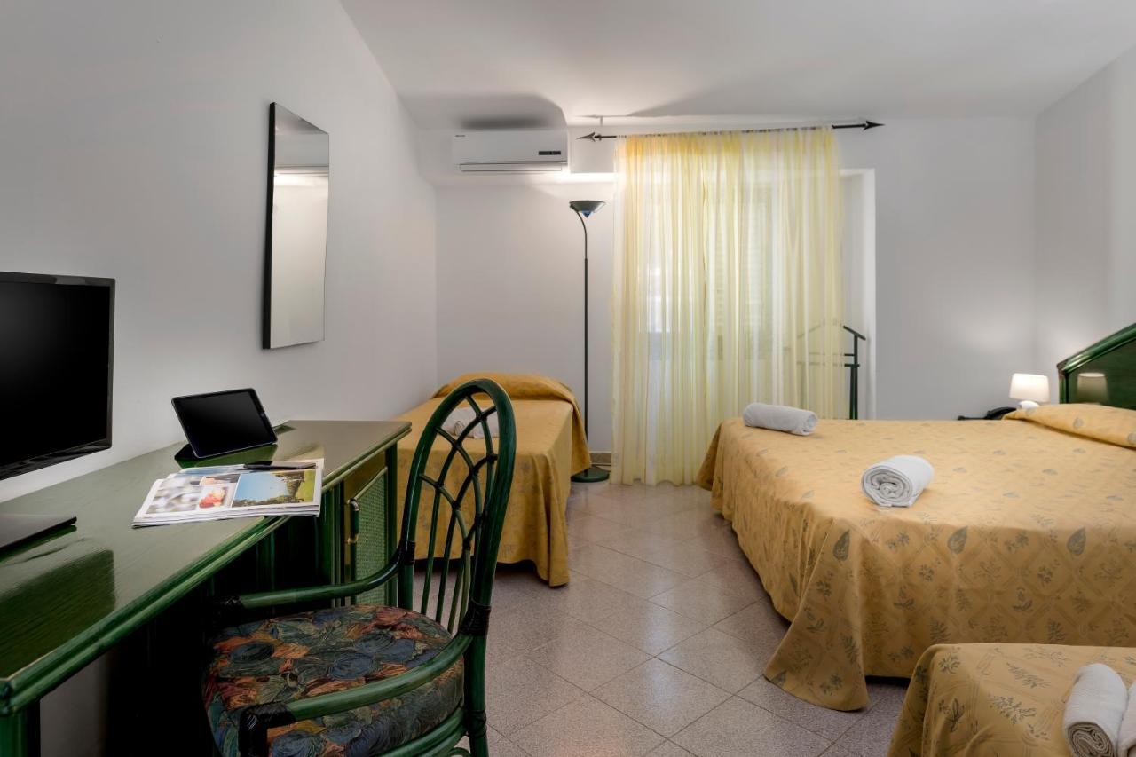 Hotel Villaggio Stromboli Santa Domenica  Ngoại thất bức ảnh